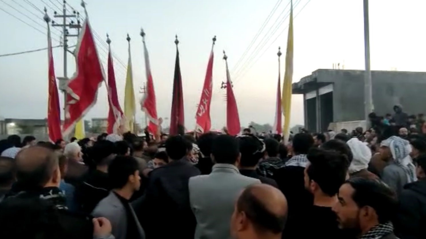 البصرة: تشييع كبير لشيخ عشيرة المشعل في العراق