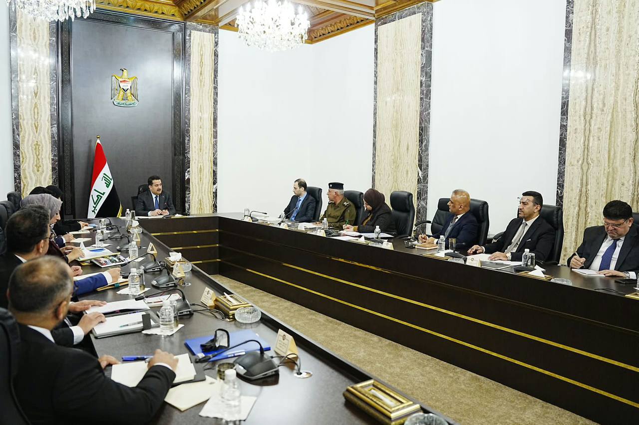 السوداني يوجه بإيجاد نافذة لتجاوز التأخير في دوائر الدولة ومعالجة المعوّقات