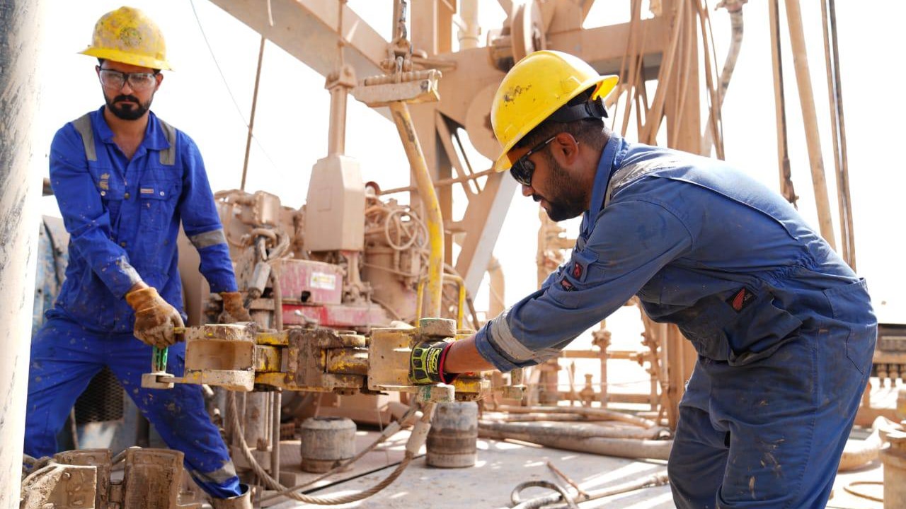 964 عربي | بأجهزة حديثة.. حفر بئر جديدة في البحث الاستراتيجي بالبصرة #شبكة_964 #العراق_بصورة_أوضح