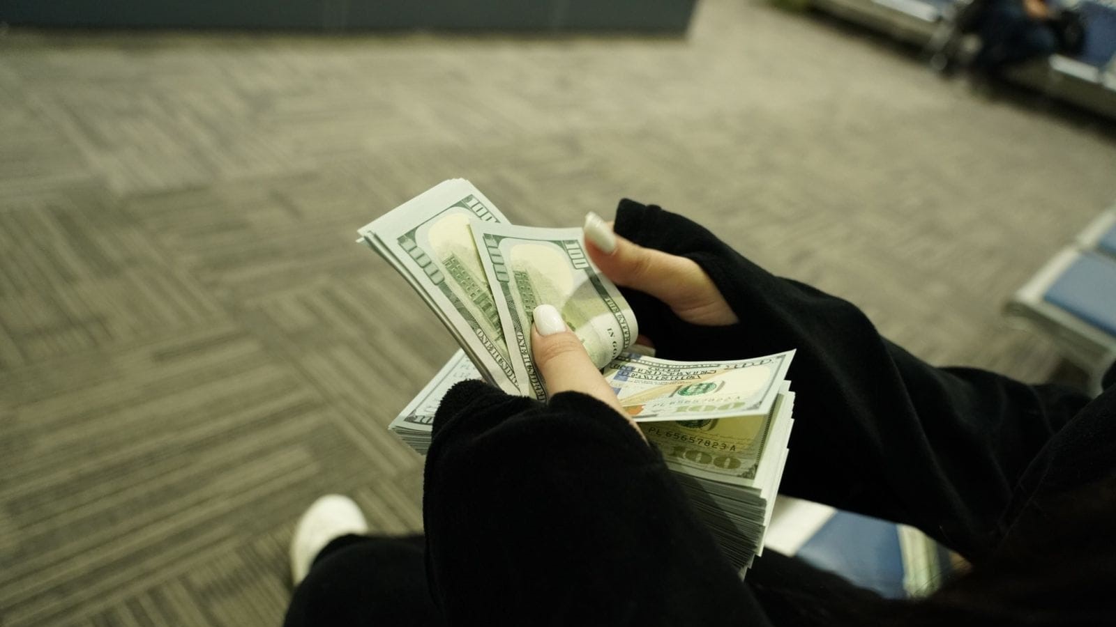 الدولار عند حدود 154 ألفاً.. أسعار الصرف في بغداد والمحافظات