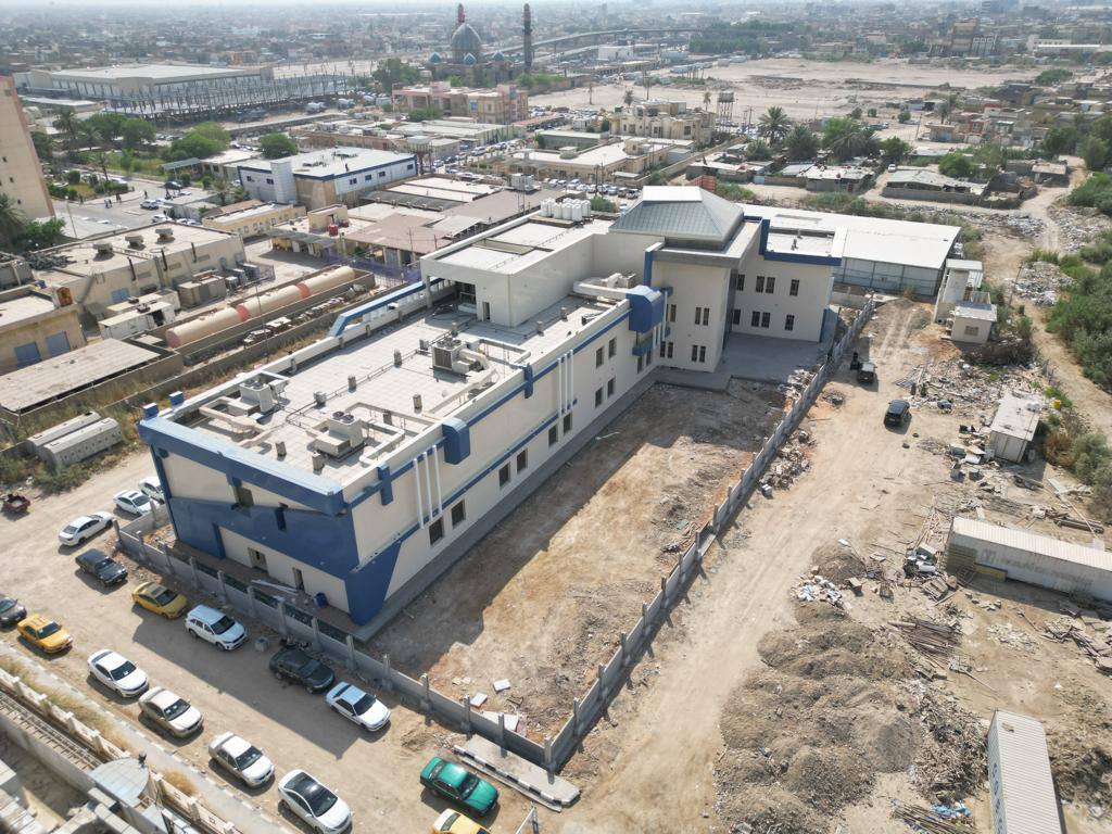 صور: المركز التخصصي لطب وجراحة العيون في الديوانية يقترب من الإنجاز 91%