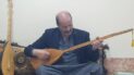 لن تجدها في “يوتيوب”.. بيات أوغلو يعزف مقطوعات تركمانية نادرة لشبكة 964