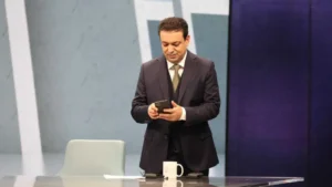 هيئة الإعلام تمنع عدنان الطائي من الظهور لمدة 20 يوماً