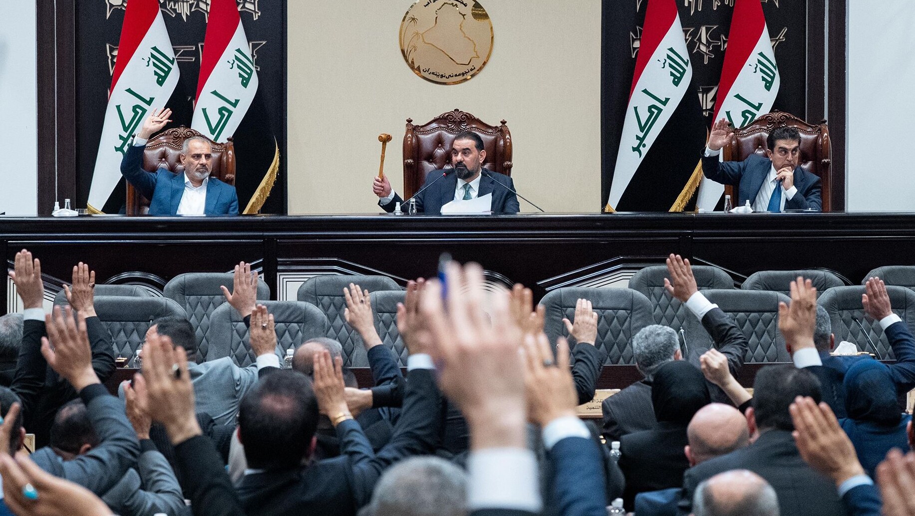 البرلمان يوصي بتشكيل لجنة تحقيقية عليا بشأن حادث الدورة
