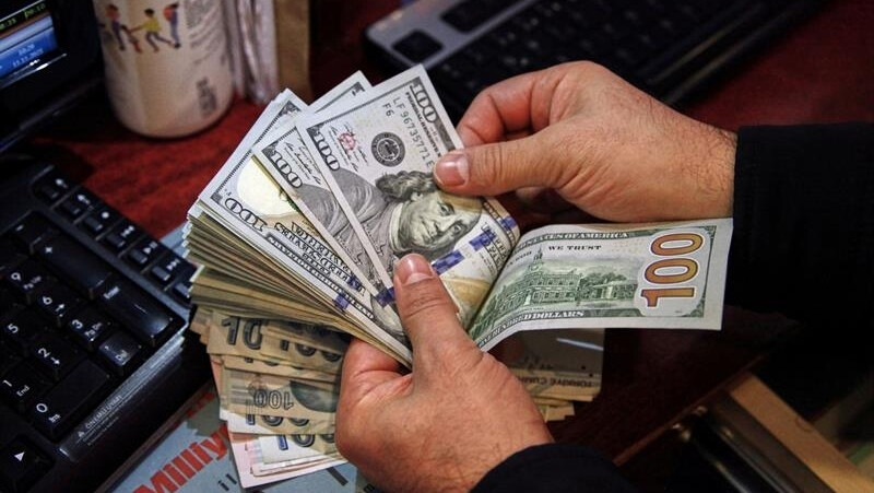 “الورقة” بـ 154 ألفاً.. أسعار صرف الدولار في بورصات بغداد وأربيل والبصرة
