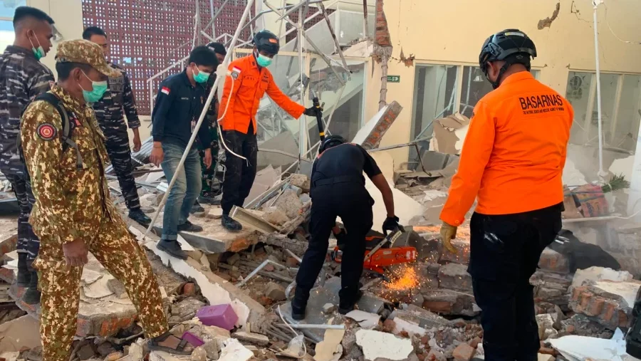 العراق يتضامن مع إندونيسيا إثر الزلزال المدمر