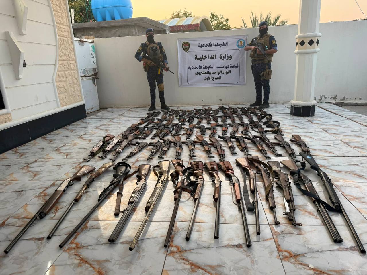 كدس أسلحة يظهر خلال عملية مشتركة للشرطة الاتحادية في ديالى