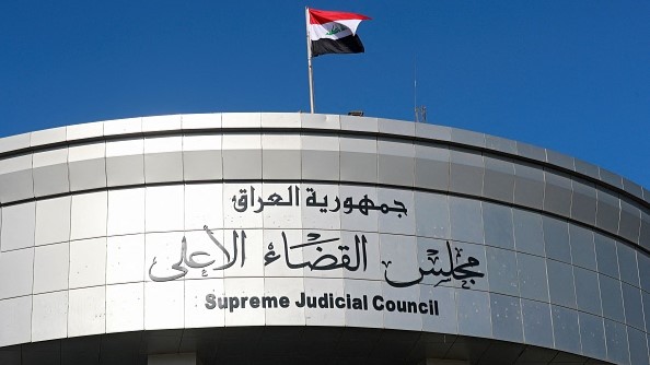 نزاهة ميسان تطيح برئيس لجنة فحص العجلات في مديرية المرور وأحد أعضاء اللجنة