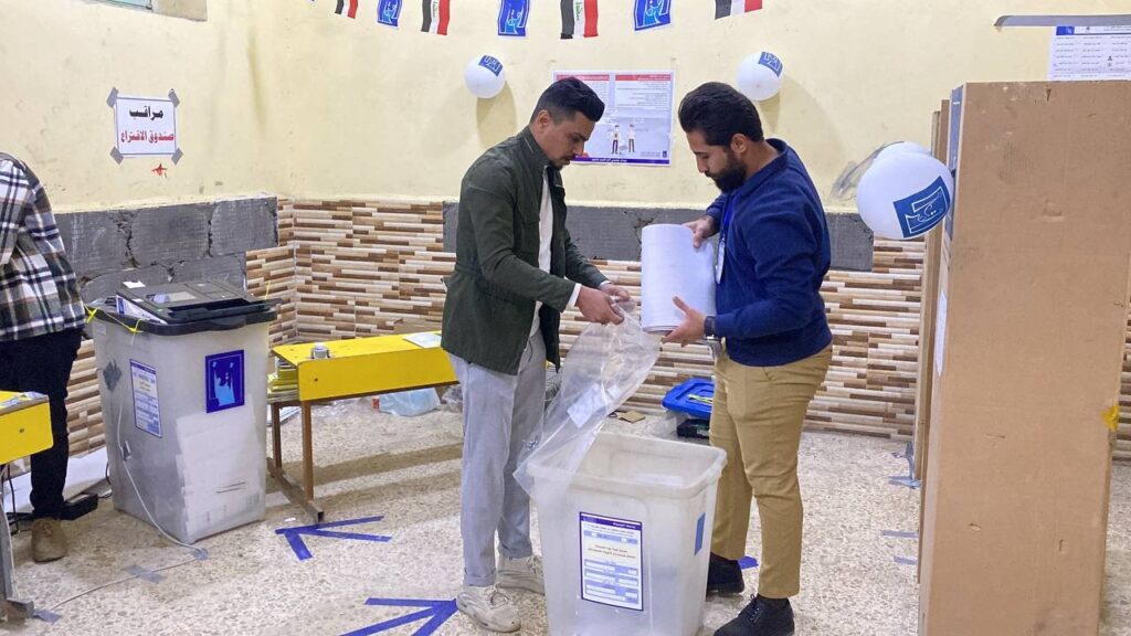 مفوضية الانتخابات تمدد فترة التقديم للعمل بصفة موظف اقتراع