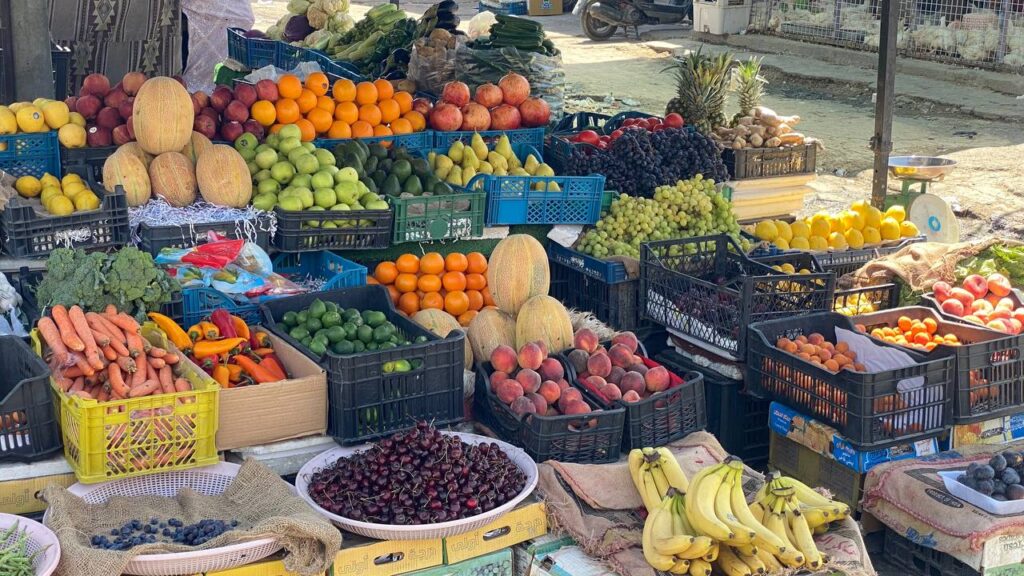 لجان من التجارة سترصد الأسواق يومياً وتحسم قرارات فتح الاستيراد أو إيقافه