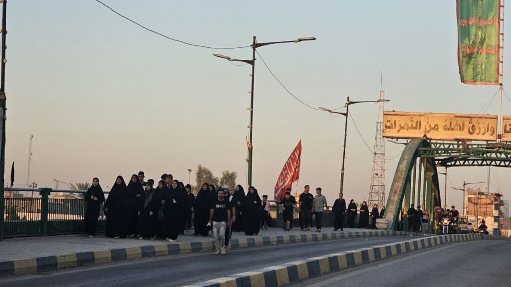 صور: مشاية "بنات الحسن" انطلقت في طويريج