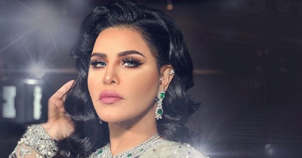 الفنانة الإماراتية أحلام بعباية سيدات بغداد لتهنئة العراقيين باليوم الوطني