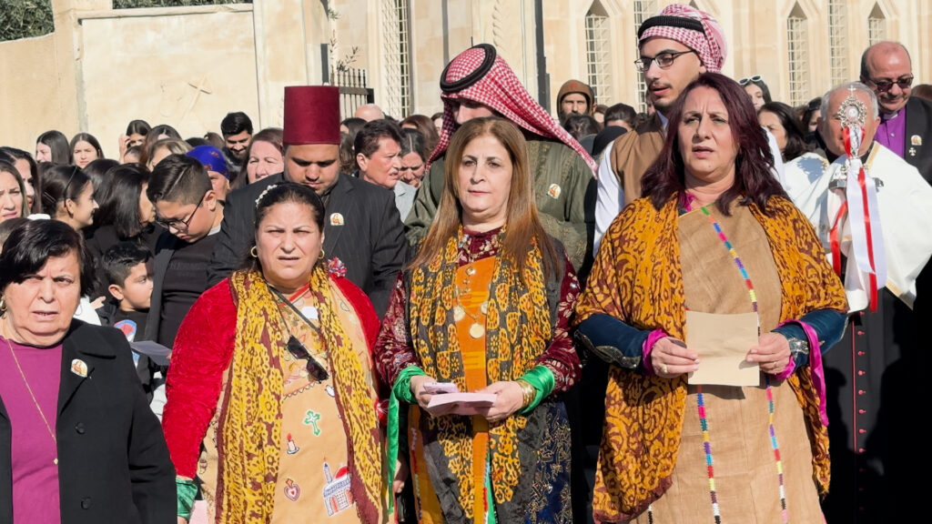 فيديو: نينوى سارت على درب القديسة بربارة.. الآلاف حضروا الطقس المميز