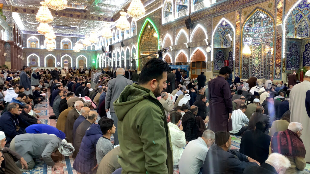 مع نهاية "أيام العائلة".. التدفق إلى كربلاء يتصاعد بحثاً عن غذاء الروح (فيديو)