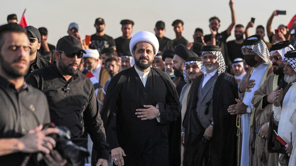 العصائب تهاجم "حراس الفوضى" المعارضين لنزع السلاح: هل خطف صحفية من الشارع مقاومة؟!