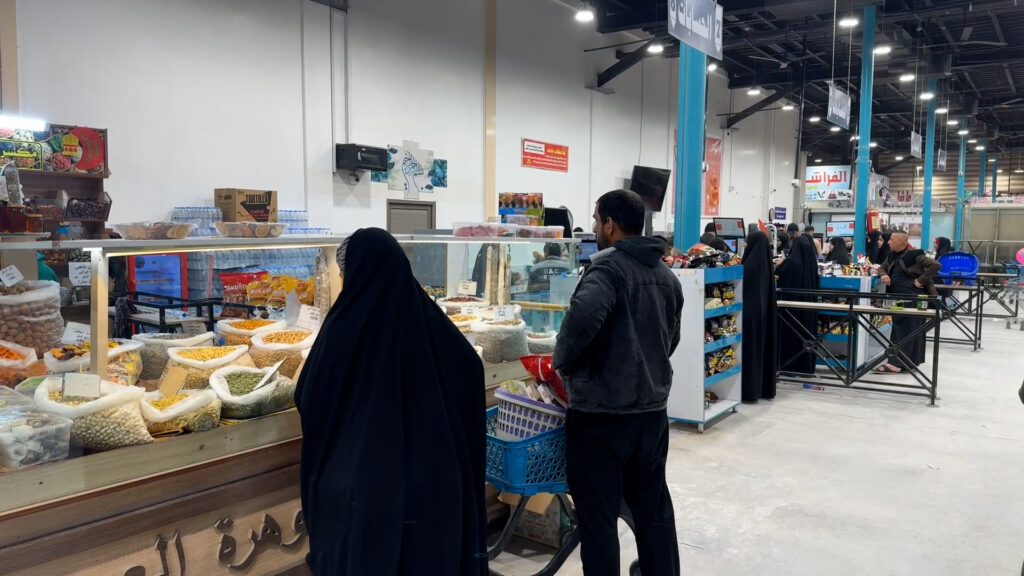 التجارة توجه بتخفيض أسعار المواد الغذائية 20% خلال رمضان