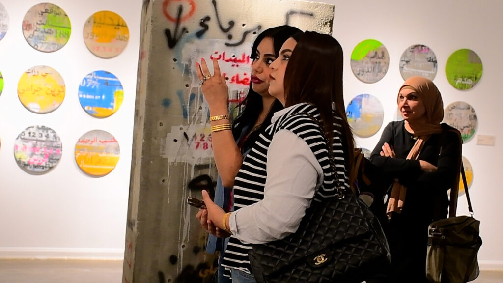 فيديو: بيان بغداد وكردستان "غير قابل للكسر".. كبار الفنانين في معرض الكرادة