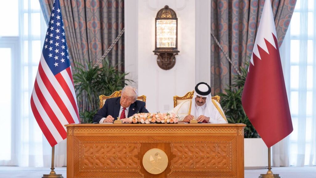 ترامب يبرم صفقة تاريخية مع قطر بقيمة 1.2 تريليون دولار