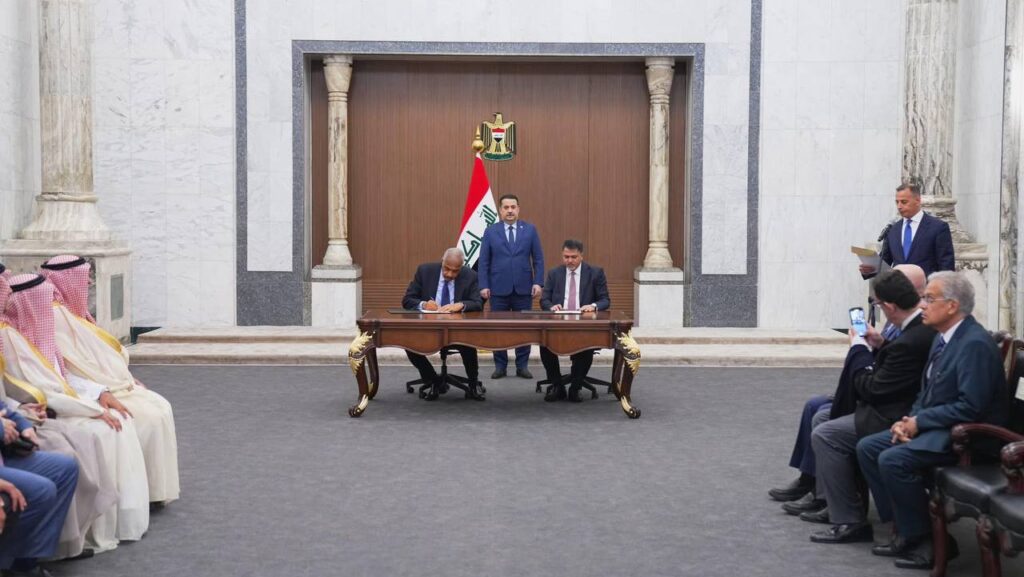 توقيع مذكرة تفاهم لتطوير مدينة الرفيل الاقتصادية.. مشروع عراقي مصري سعودي