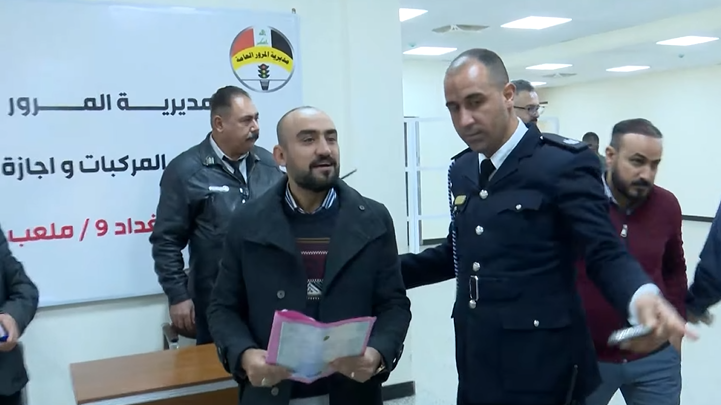 "الدوام شفتين".. من 7 صباحاً حتى 8 مساء في مرور ملعب الشعب