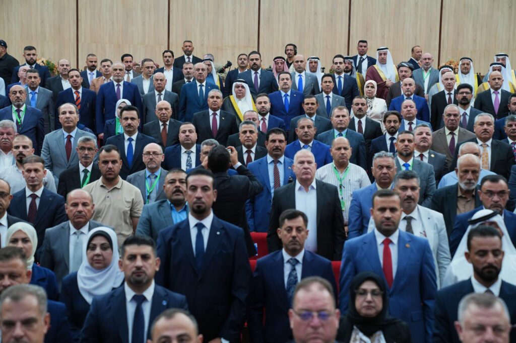 السوداني يعد نينوى بخطة وآليات لإعادة الإعمار وتوفير الخدمات