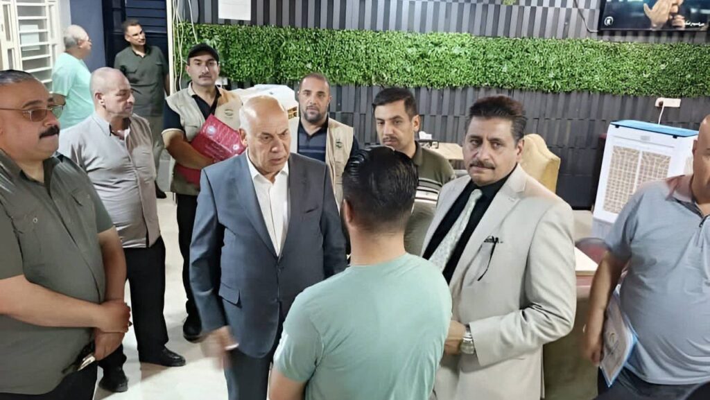 البدراني فحص مخارج الطوارئ بنفسه.. كل مواقع سياحة الموصل خضعت لتفتيش الوزير