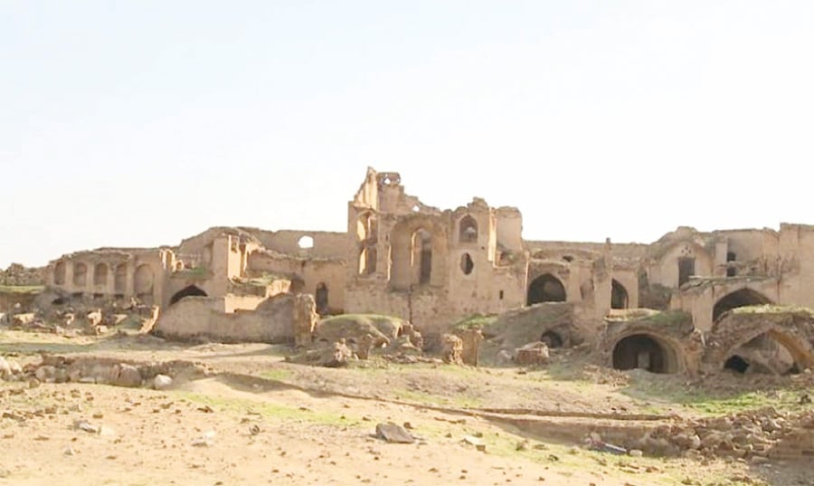 "فعل مشين".. سلوم في رسالة إلى المرجع السيستاني عن استثمار مقبرة المسيحيين في النجف