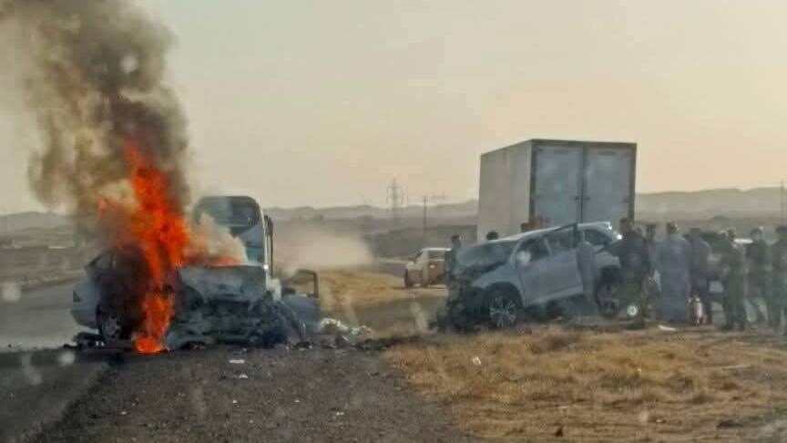 طريق خانقين – بغداد يشهد حادثاً مميتاً.. رضيعة من بين 4 ضحايا (صور)