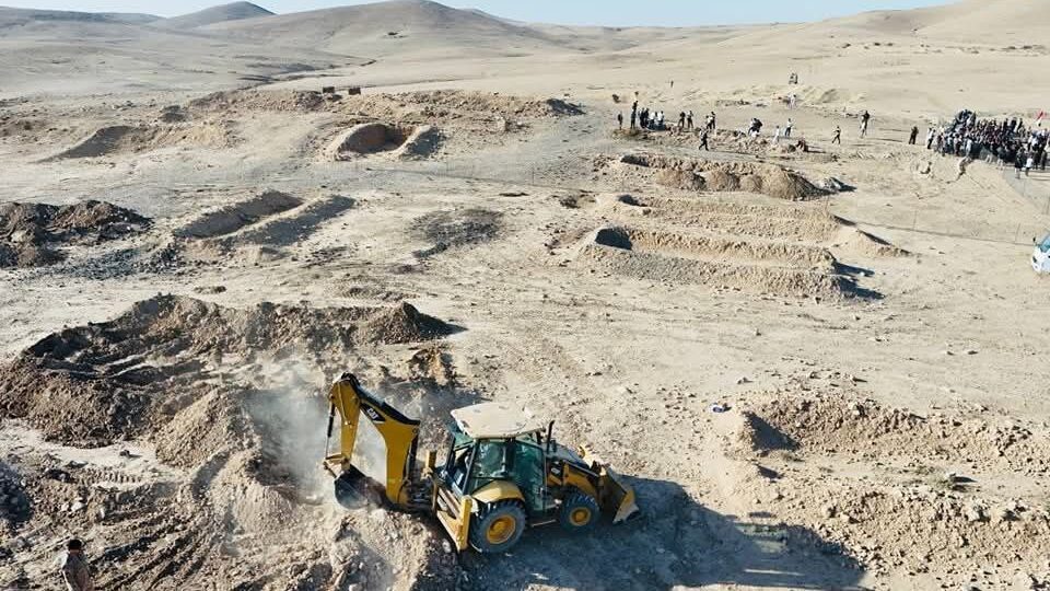 صور: نينوى تبدأ فتح الخسفة "أضخم مقبرة جماعية في تاريخ البشرية"