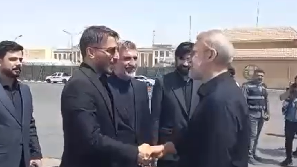 لاريجاني يصل النجف والمحافظ كناوي باستقباله (فيديو)