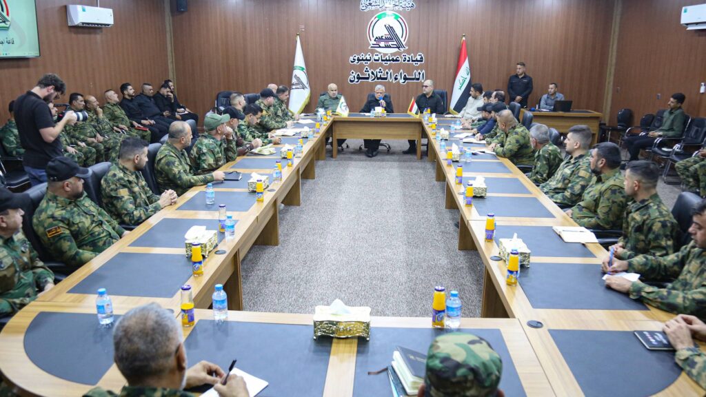 صور: هادي العامري يتابع مستوى التأهب في اللواء 30 بنينوى