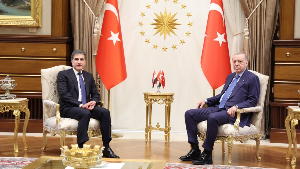 نيجيرفان بارزاني "يفك حصار" السليمانية.. أردوغان وافق على التعامل مع المطار