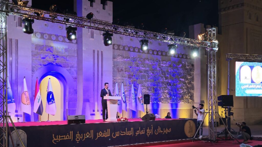 مهرجان "أبي تمام" ينطلق السبت.. نجوم الشعر وصلوا إلى الموصل من أبعد البلاد