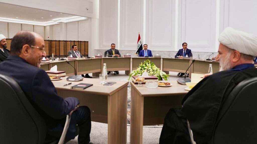 صورة تظهر المالكي في اجتماع الإطار الآن.. "تطورات نحو المصلحة العليا"