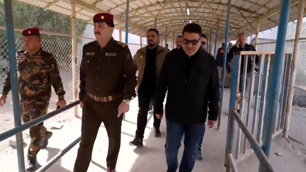 الخليجيون العالقون في إيران يتوافدون على البصرة