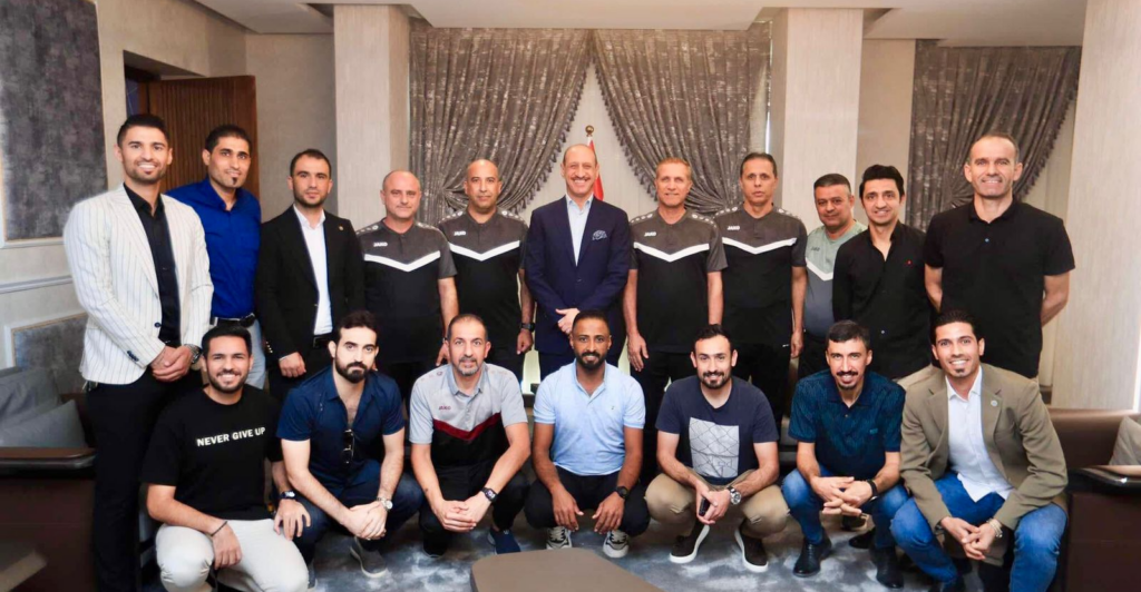 اتحاد الكرة ينفي "مزاعم التلاعب" ويؤكد: لا صحة لحرمان 4 حكام دوليين