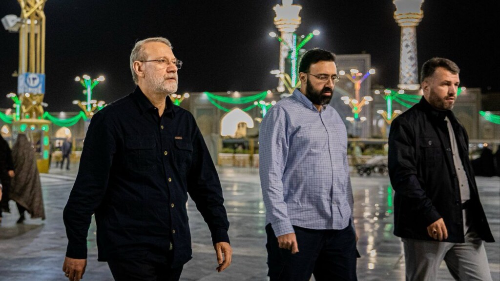 إيران تعترف بمقتل لاريجاني ونجله ومعاونه وحماياته