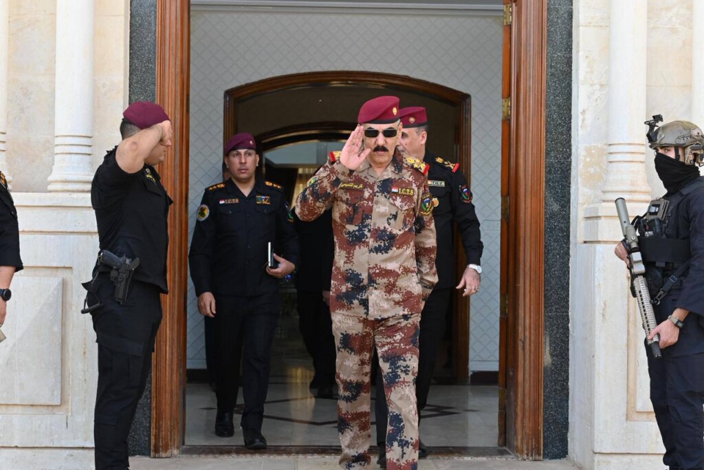 رئيس مكافحة الإرهاب يزور مكافحة الإرهاب: غرفة جديدة للاستخبارات