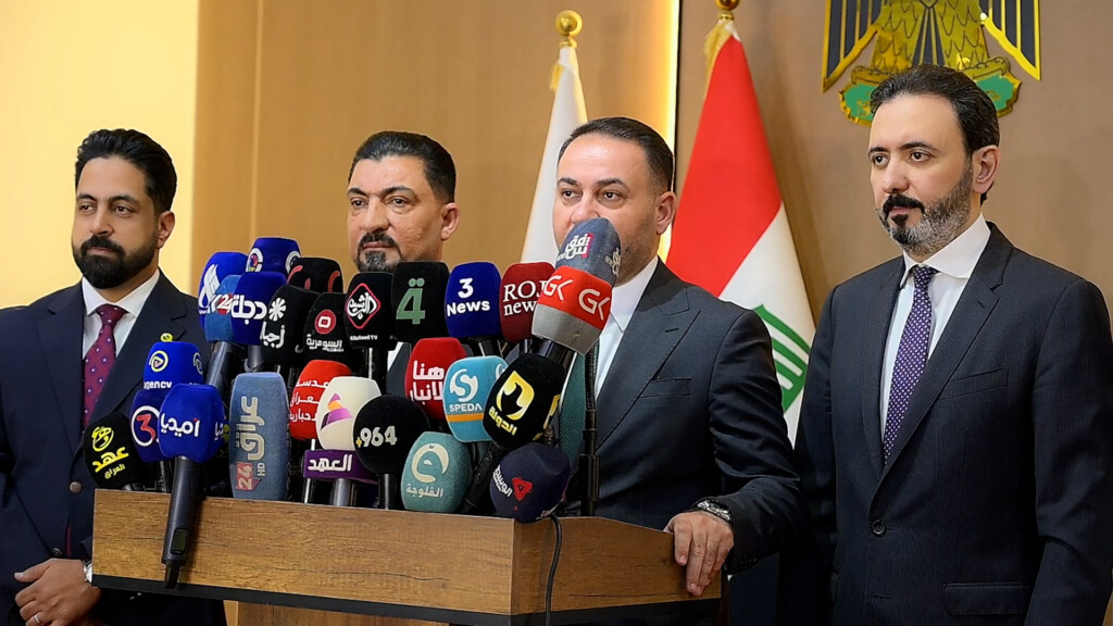 الزيدي بدأ مع كي كارد.. مساكن الموظفين بالتقسيط المريح عبر "السلة الإنشائية"