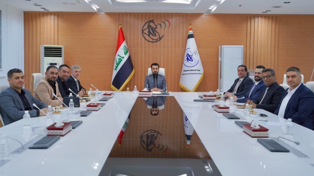 مصطفى سند يوجه بتوفير الإنترنت المجاني على طريق الحلة - كربلاء