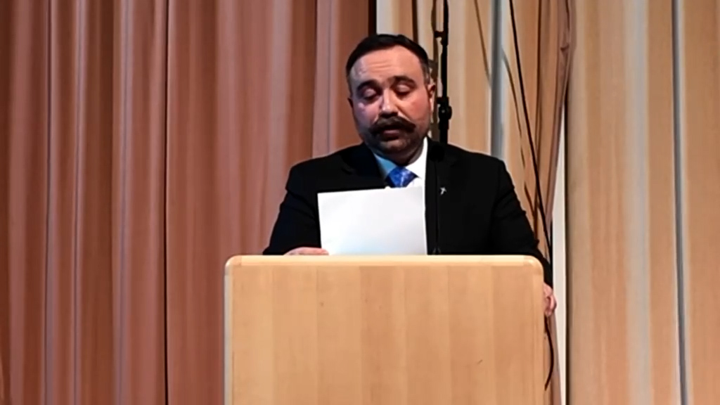 وزير في حكومة كردستان يدعو الزيدي لإنقاذ المسيحيين من الميليشيات: خنقوهم في نينوى