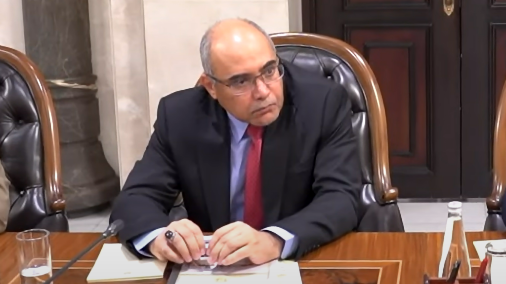 الزيدي يكلف أبو علي البصري برئاسة "لجنة إسناد مكافحة الفساد"