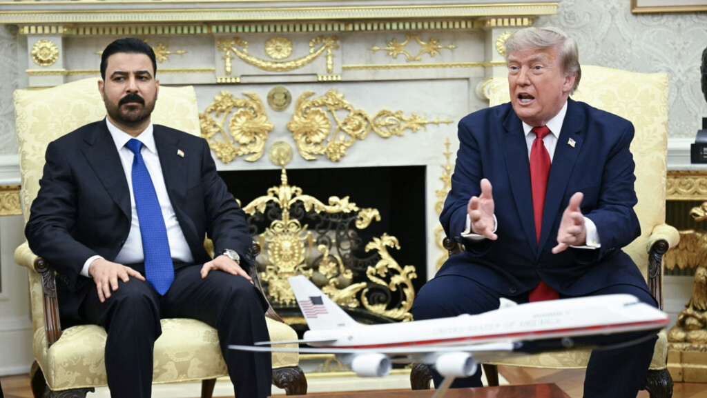 ترامب يخبر الزيدي شيئاً عن إيران: انتهى خوفكم.. أنا الحارس