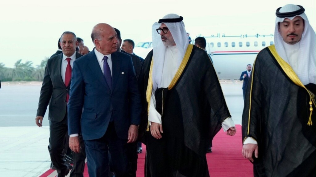 وزير الخارجية وصل إلى الكويت وسيجري مباحثات مع كبار المسؤولين