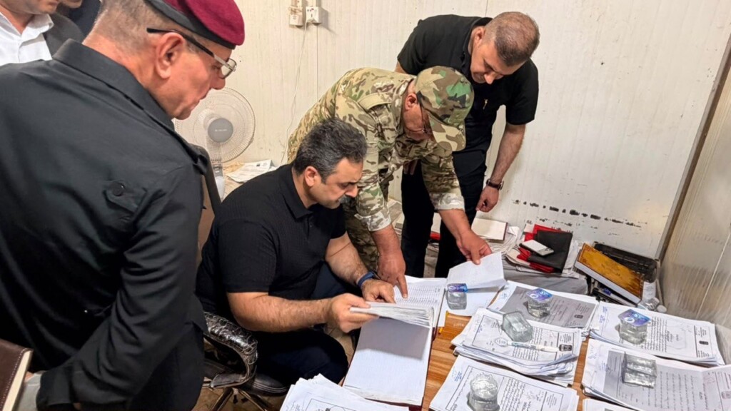 مدير عراقي يفحص بصمات "حزب الله" على حدود الأنبار وسوريا