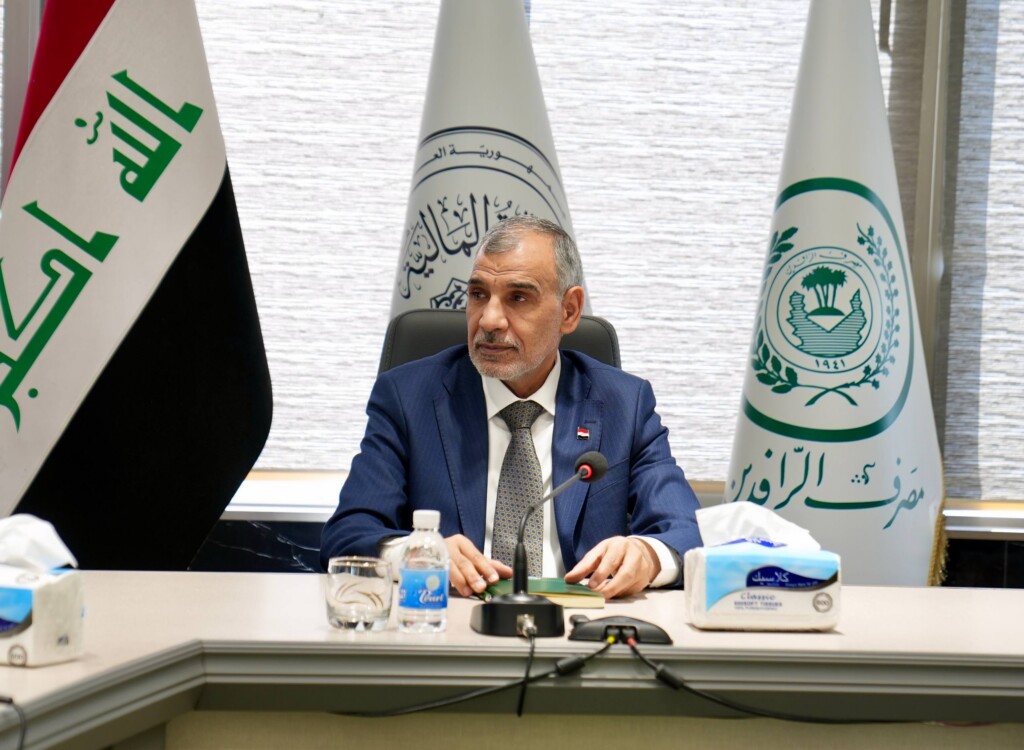 وزير المالية يوجه بإطلاق قروض الموظفين وتسهيل إجراءات الحصول عليها