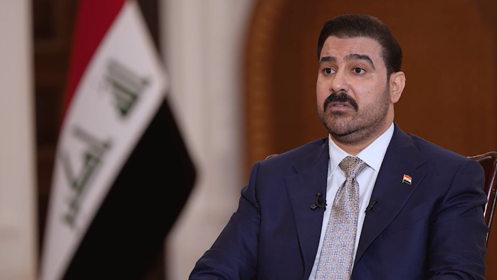 مباشر| الزيدي في حوار صريح: إدارة الدولة ستخسرني المقربين ولن أستسلم